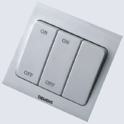 Khắc tên khắc logo lên nhựa