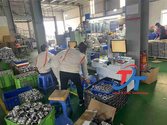 Khắc laser lên kim loại