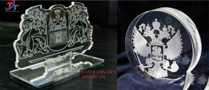 Khắc khắc laser mica